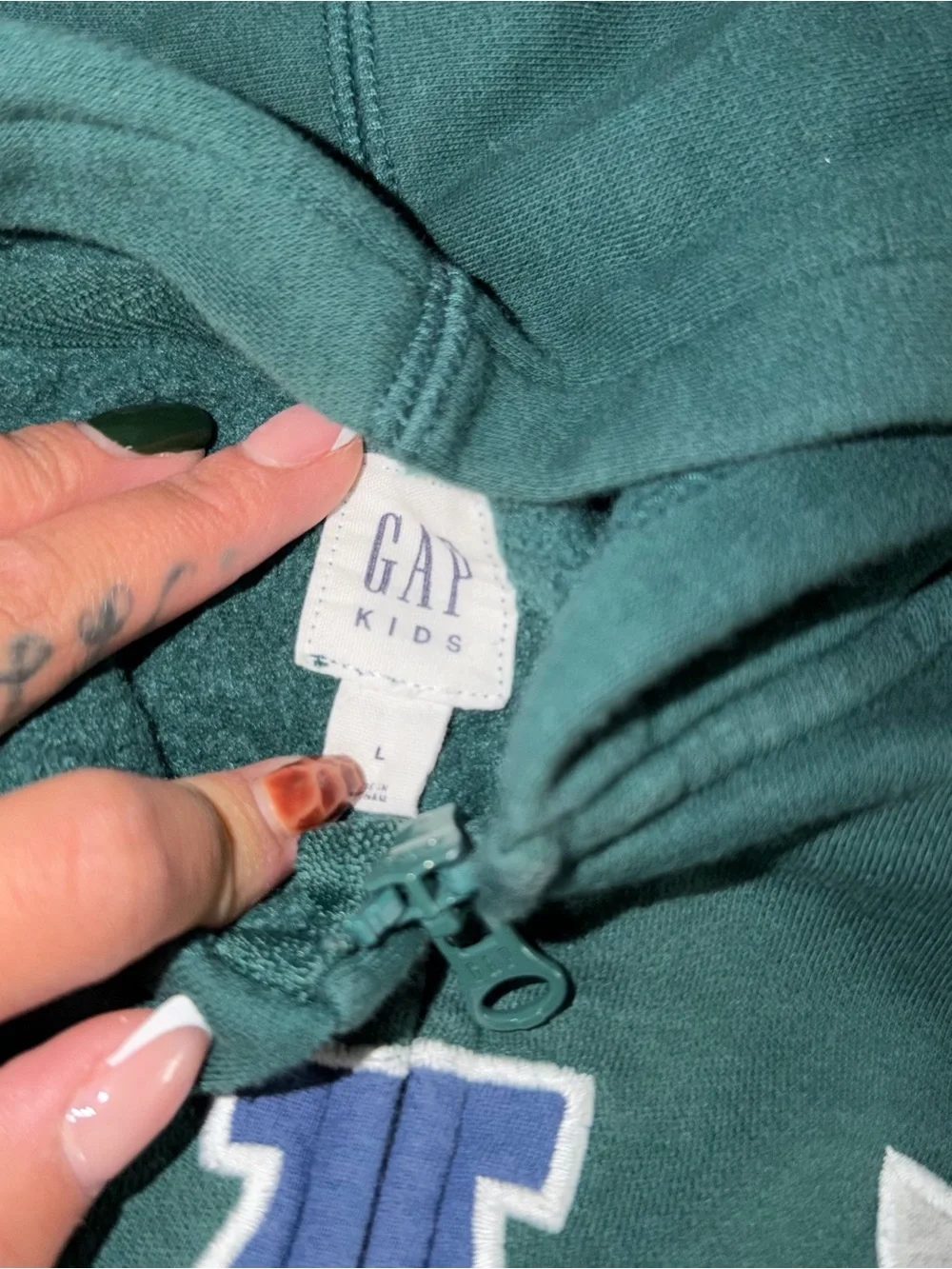 GAP teal green